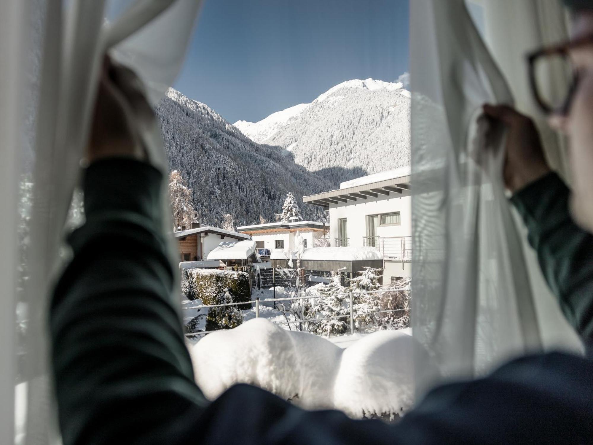 ウムハウゼンMyalps Oetztal Inklusive Wellnessアパートメント エクステリア 写真
