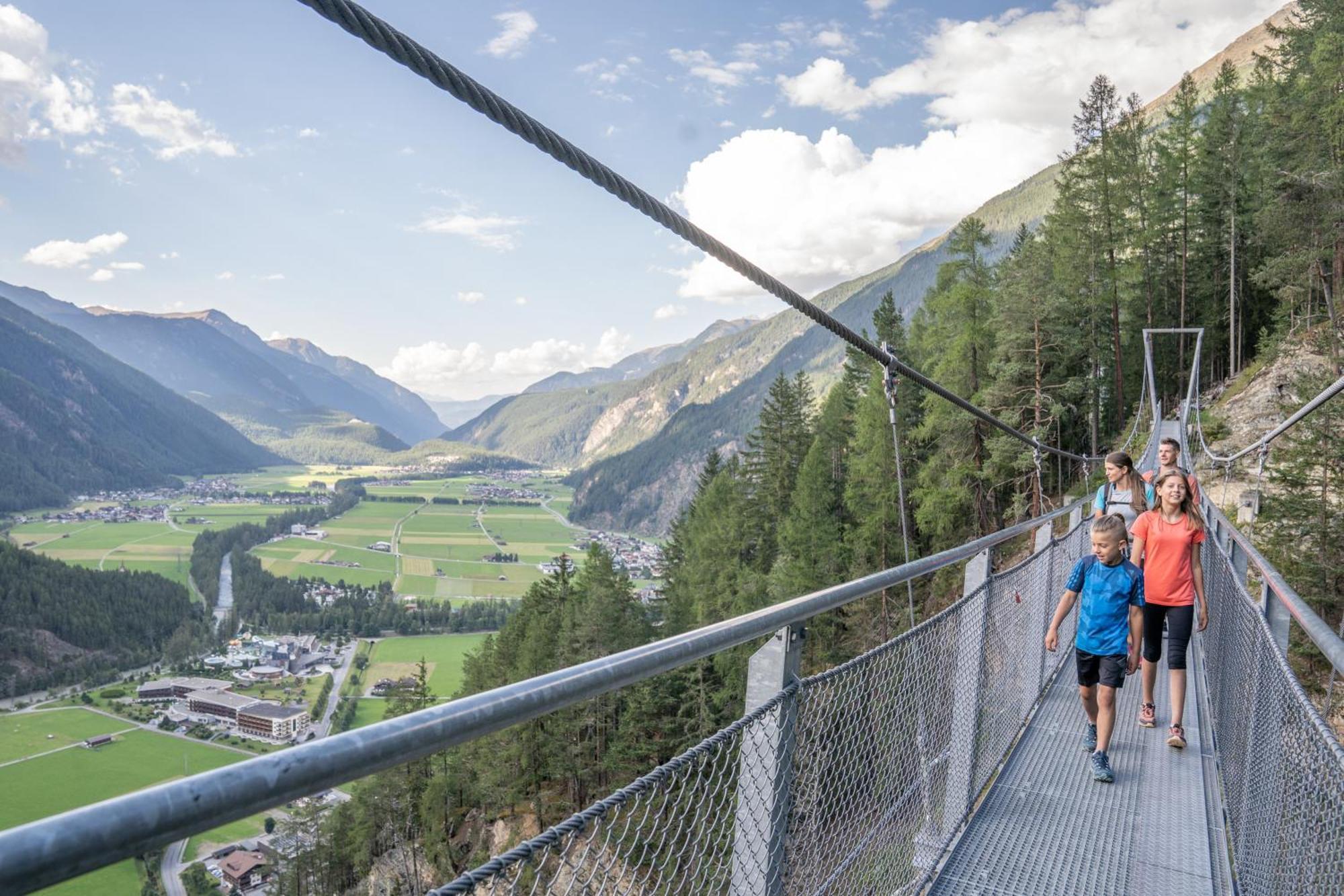ウムハウゼンMyalps Oetztal Inklusive Wellnessアパートメント エクステリア 写真